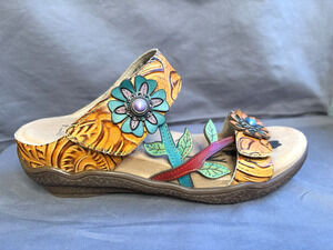 L’Artiste Spring Step Angel Sandals 37 US 6.5-7 Camel Multi Leather Floral NWOB